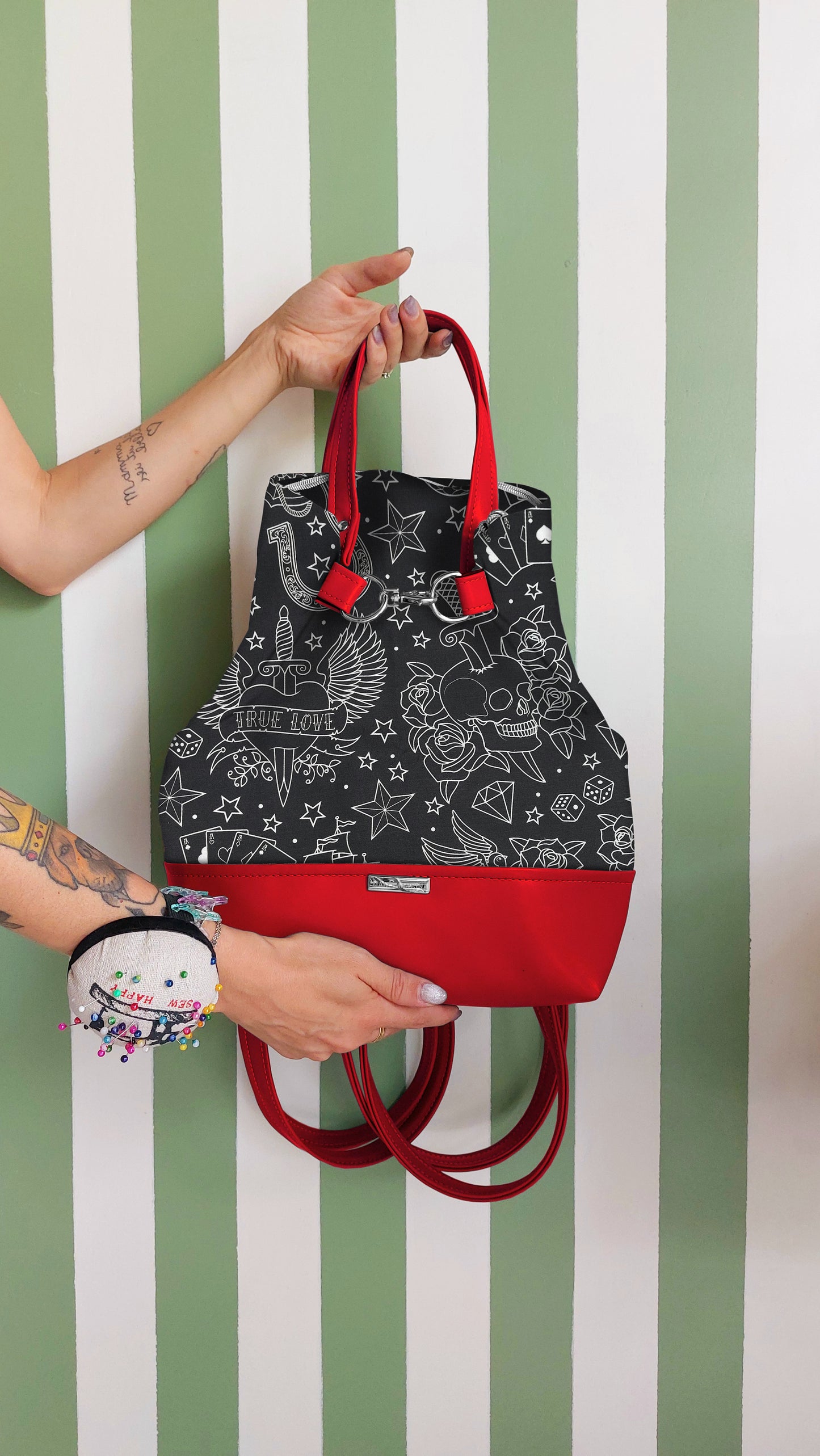 BORSA ZAINO 3 IN 1 ROSSO / tattoo black