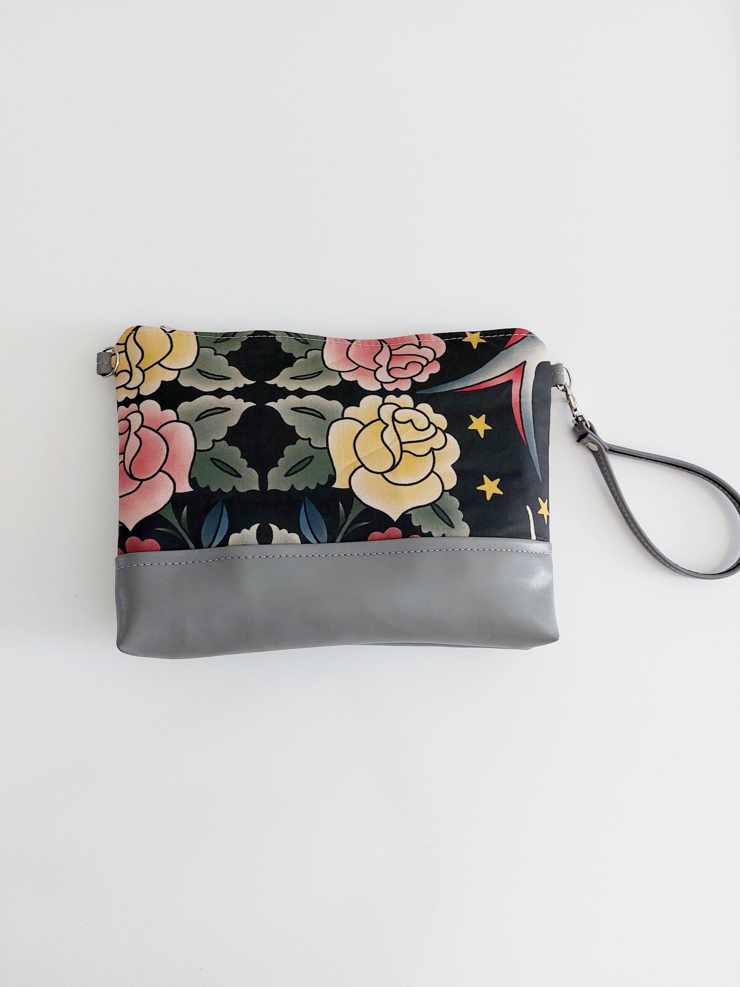 "POSCÈ" pochette in similpelle grigio/true love nero