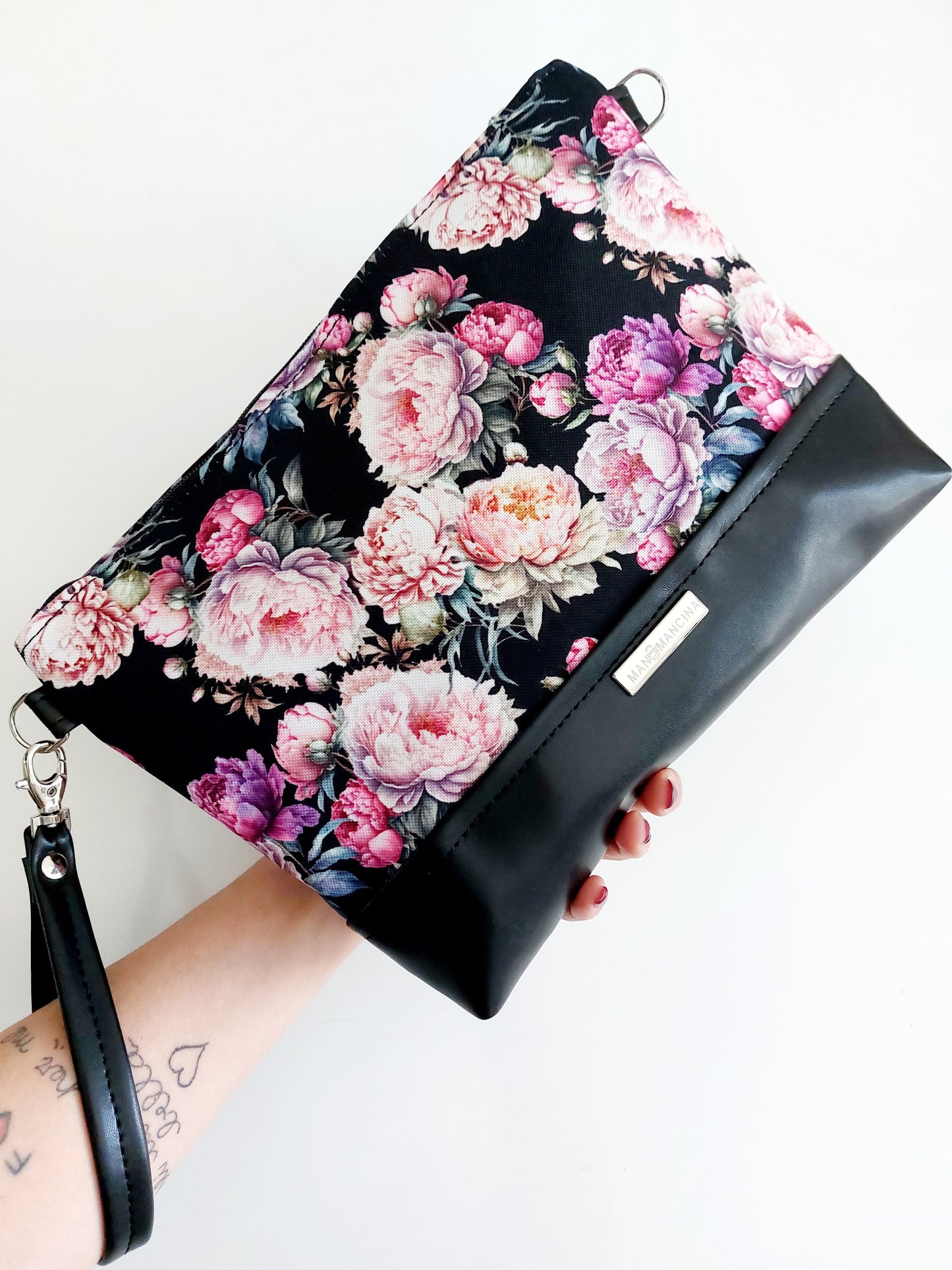 "POSCÈ" pochette in similpelle nero/flowers peonie