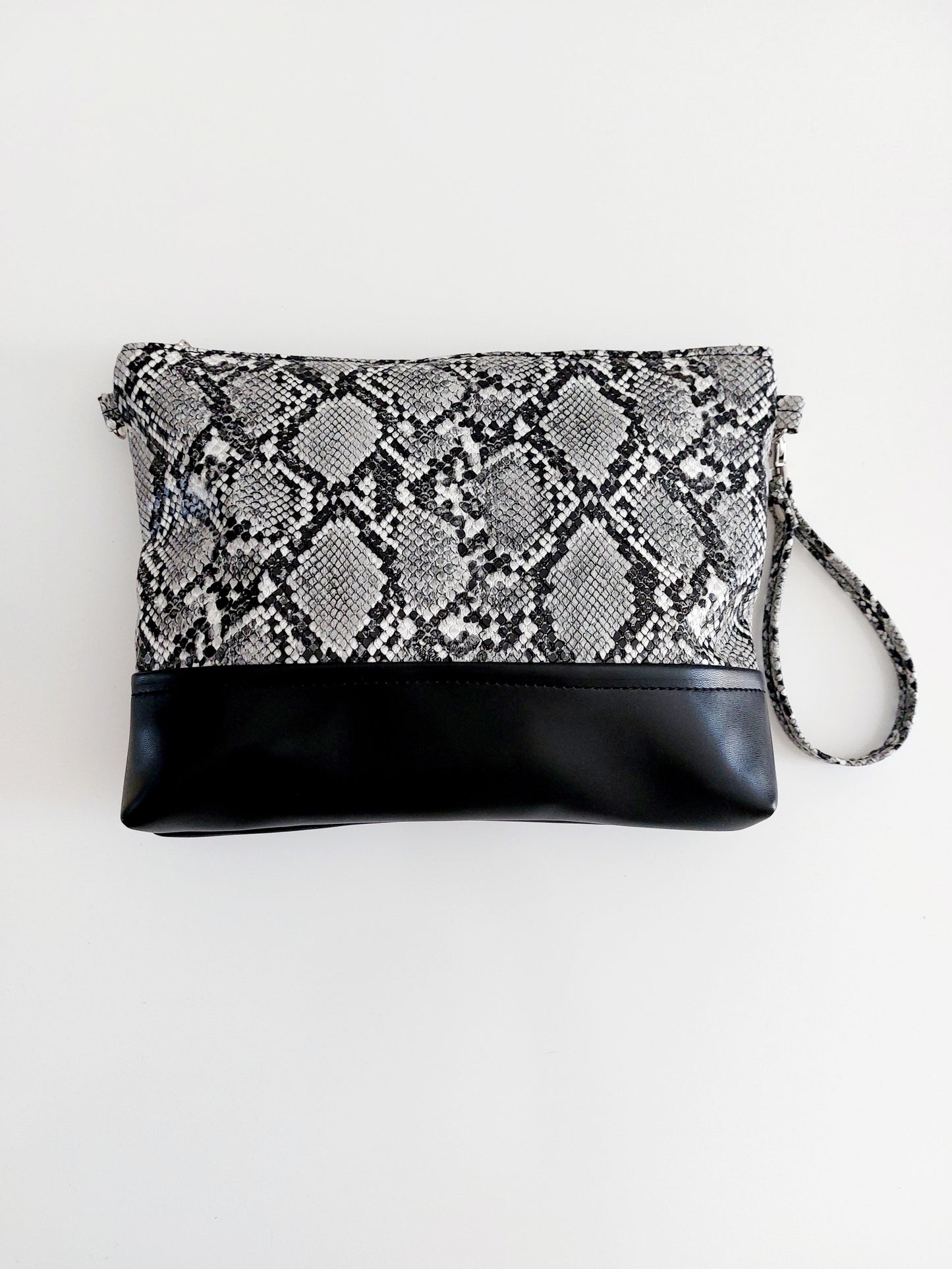 "POSCÈ" pochette in similpelle nero/pitone grigio